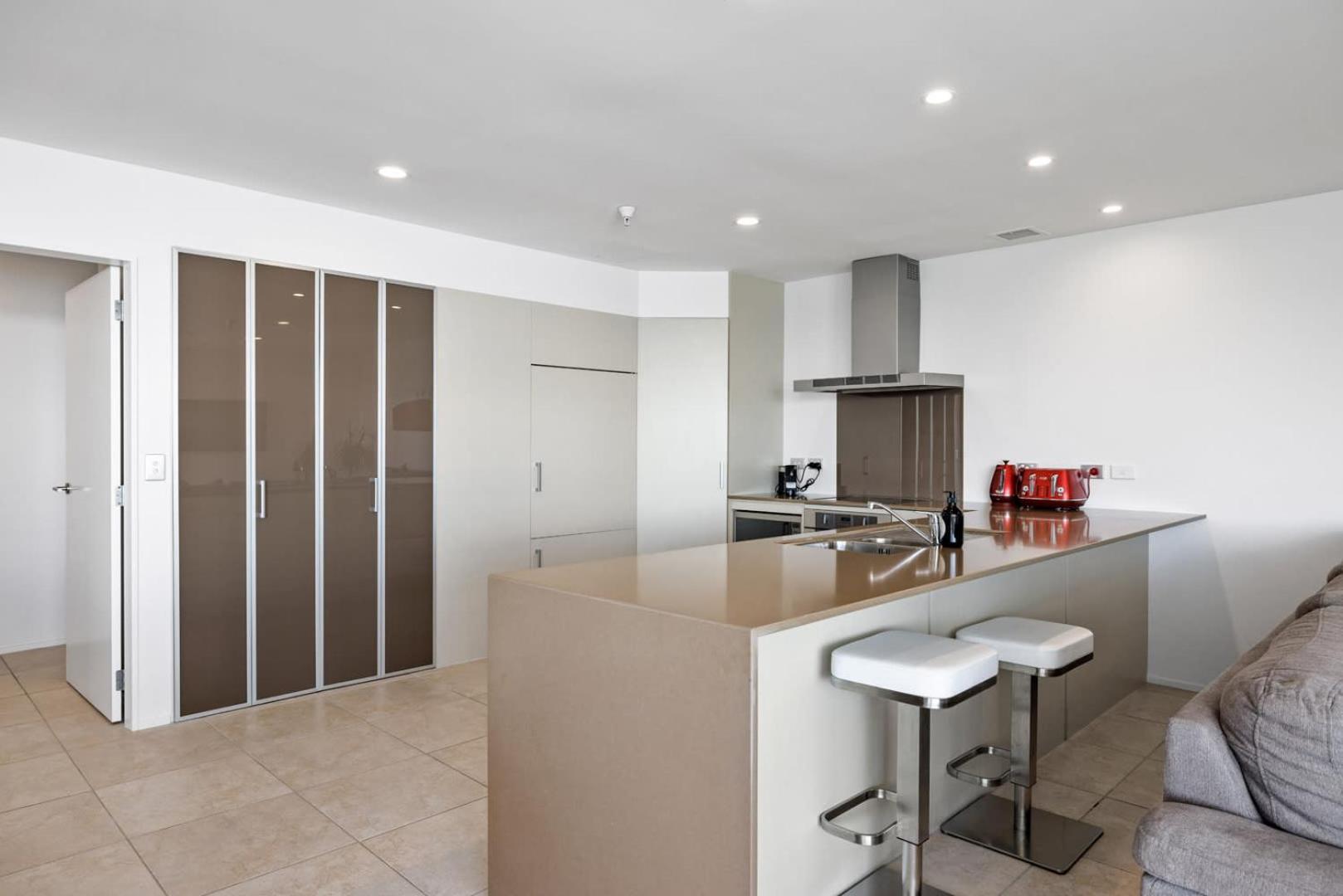 מאונט מאונגאנוי Oceanside Bliss - Absolute Beachfront - Uninterrupted Ocean Views With Pool מראה חיצוני תמונה